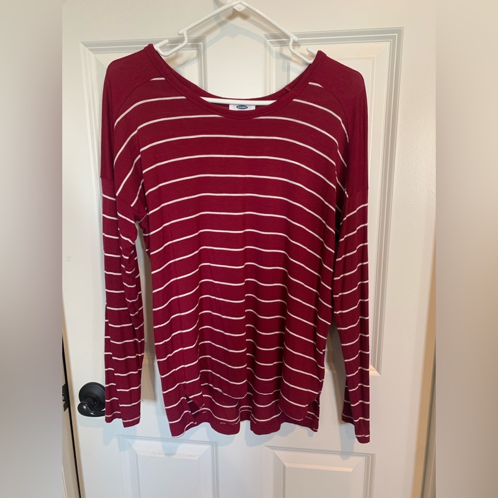 Old Navy long sleeve tee